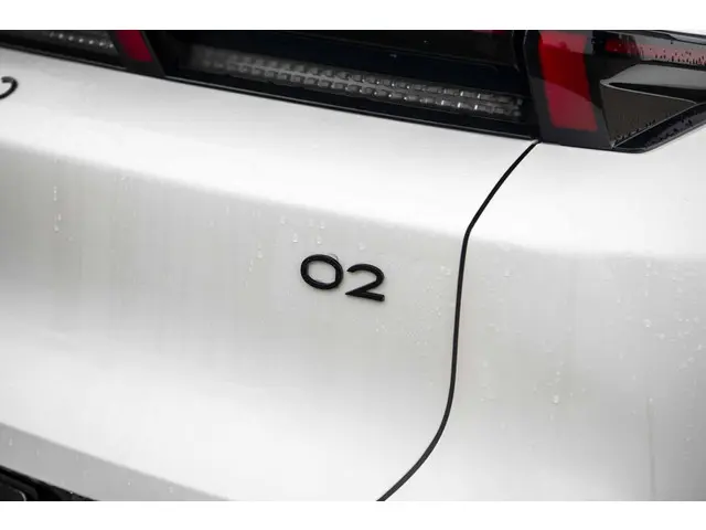 Lynk & Co 02 More 66 kWh 2025 Elektrisch 8