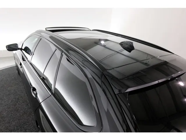 BMW 5 Serie Touring 530i xDrive Sport-Line 2018 Benzine 28
