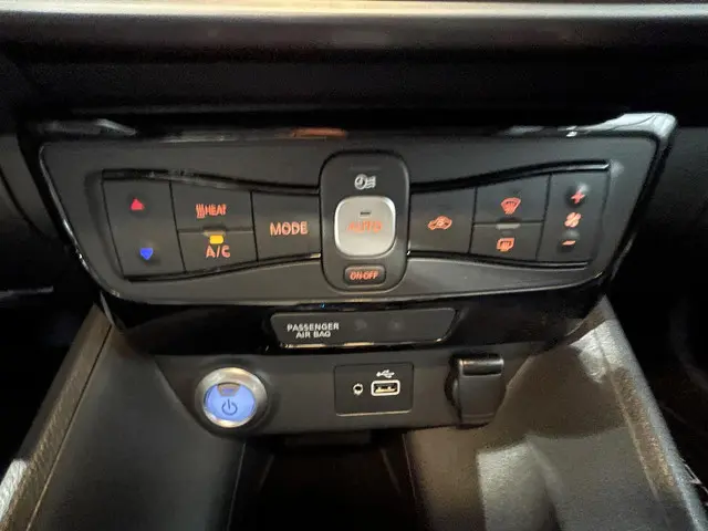 Nissan Leaf Acenta 40 kWh 2020 Elektrisch 13