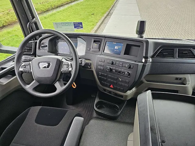 MAN TGL 12.220 2024 Diesel 8
