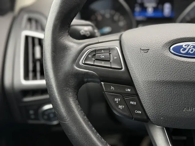 Ford Focus Wagon 1.0 Titanium 2016 Benzine 18