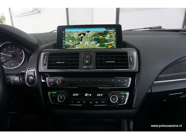 BMW 1 Serie 118i 2017 Benzine 11