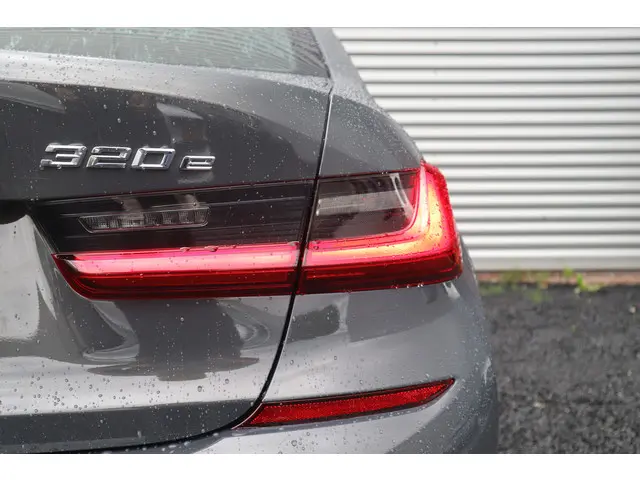 BMW 3 Serie M-Sport 2022 Hybride Benzine 11