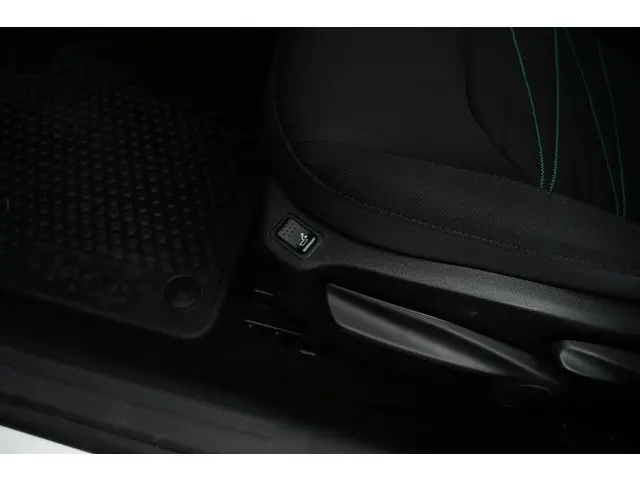 Jeep Renegade 1.5T e-Hybrid Upland 2022 Hybride Benzine 26