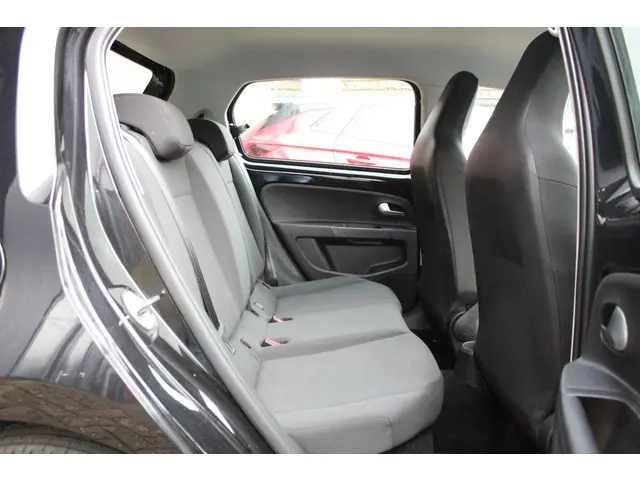 Volkswagen up! 1.0 BMT move up! 2019 Benzine 13