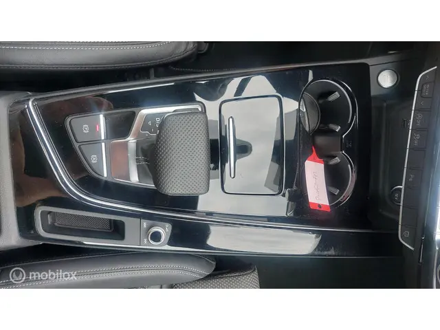 Audi A4 Avant 35 TFSI S edition 2022 Benzine 27