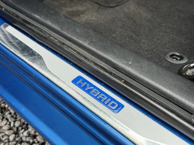 Toyota Yaris 1.5 Hybrid Aspiration 2015 Hybride Benzine 32