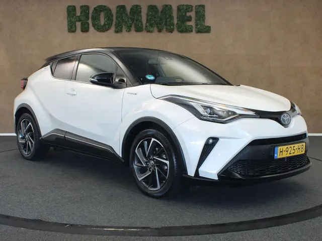 Toyota C-HR 2.0 Hybrid Bi-Tone 2020 Hybride Benzine 3