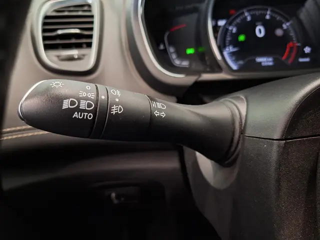 Renault Scénic 1.3 TCe 140 EDC Intens 2021 Benzine 17