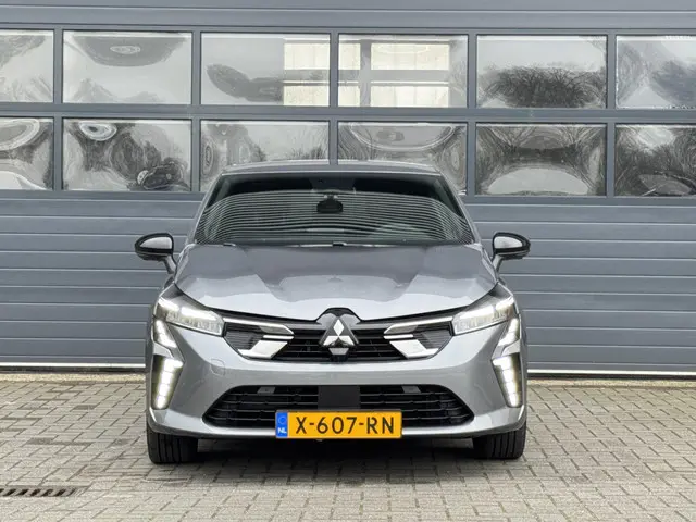 Mitsubishi Colt 1.6 HEV INSTYLE 2024 Hybride Benzine 17