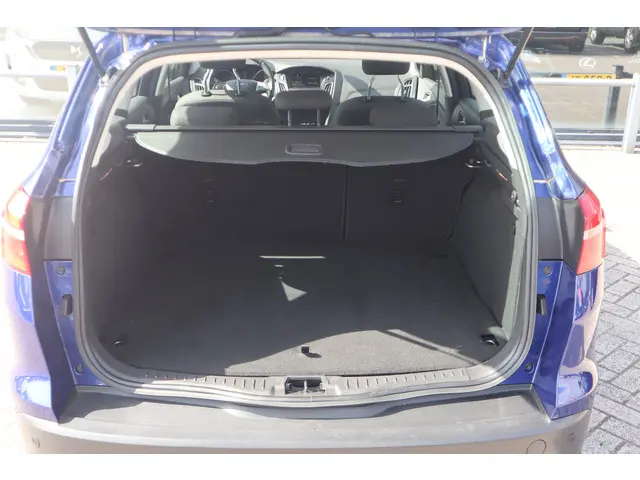 Ford Focus Wagon 1.0 First Edition 2015 Benzine 16