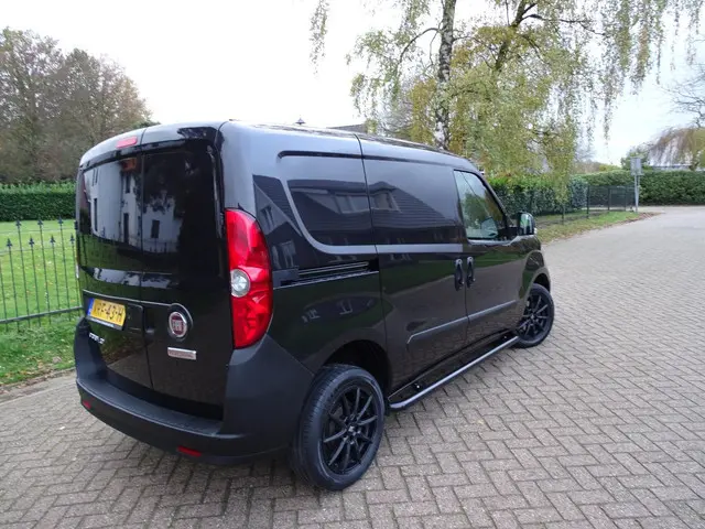 Fiat Doblò Cargo 1.6 MJ L1H1 2022 Diesel 5