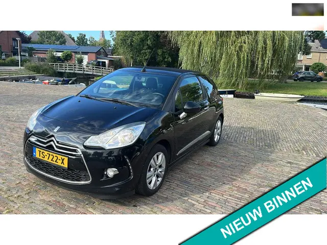 Citroën DS3 Cabrio 1.2 PureTech So Chic 2013 Benzine