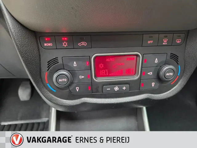 Alfa Romeo MiTo 1.4 Super 2015 Benzine 14