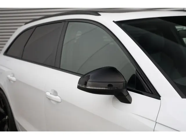 Audi A4 Avant 40 TFSI 3x S-Line 204pk 2020 Benzine 12