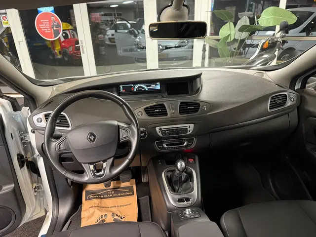Renault Scénic 1.2 TCe Limited 2016 Benzine 12