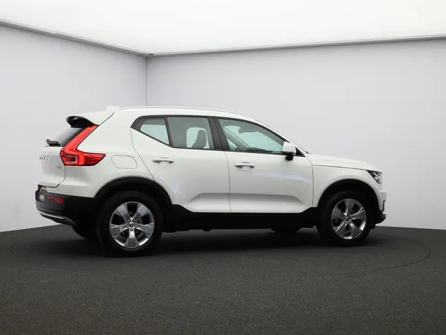 Volvo XC40 1.5 T2 Business Pro 2020 Benzine 23