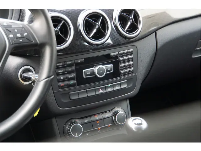 Mercedes-Benz B-Klasse B 180 Ambition 2014 Benzine 21