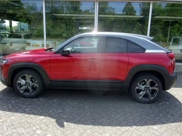 Mazda MX-30 van Particulier 2020 Elektrisch 2