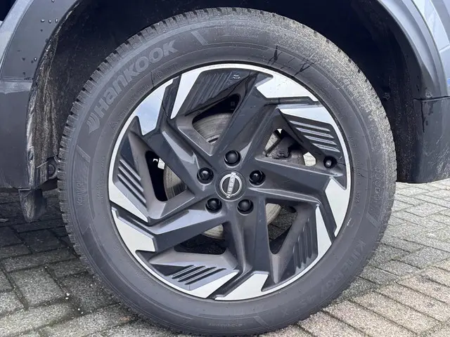 Nissan QASHQAI 1.3 MHEV Xtronic N-Connecta 2025 Benzine 10