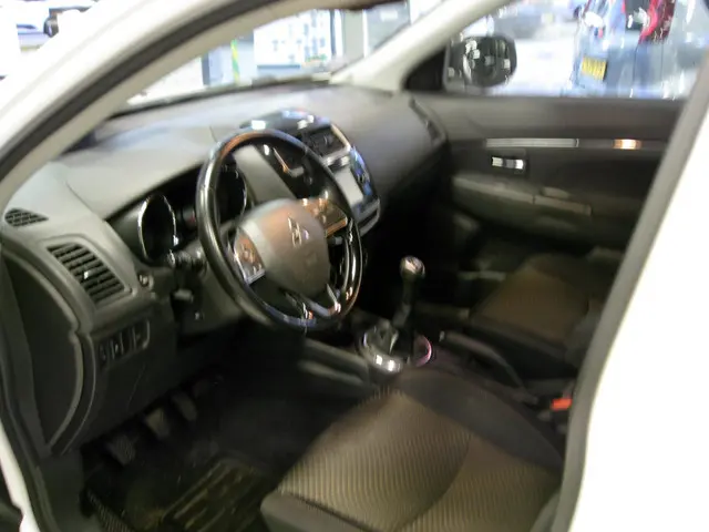 Mitsubishi ASX 1.6 Cleartec Intense 2015 Benzine 25