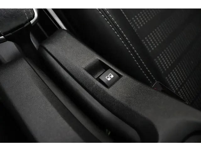 Peugeot 2008 1.2 PureTech Allure 2016 Benzine 22