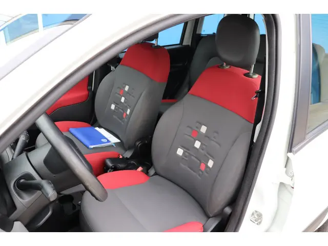 Fiat Panda 0.9 TwinAir Edizione Cool 2014 Benzine 4