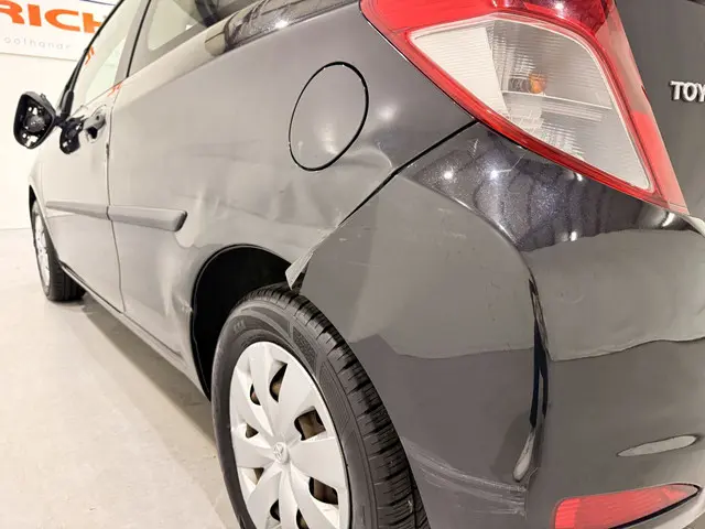 Toyota Yaris 1.0 VVT-i Comfort 2014 Benzine 11