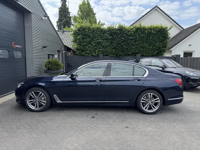 BMW 7 Serie 750d xDrive High Executive 2017 Diesel 5