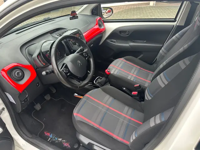 Peugeot 108 1.0 e-VTi Envy 2015 Benzine 19