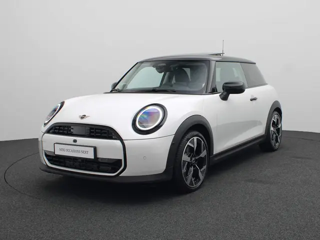 MINI 3-Deurs Cooper C 2024 Benzine 24