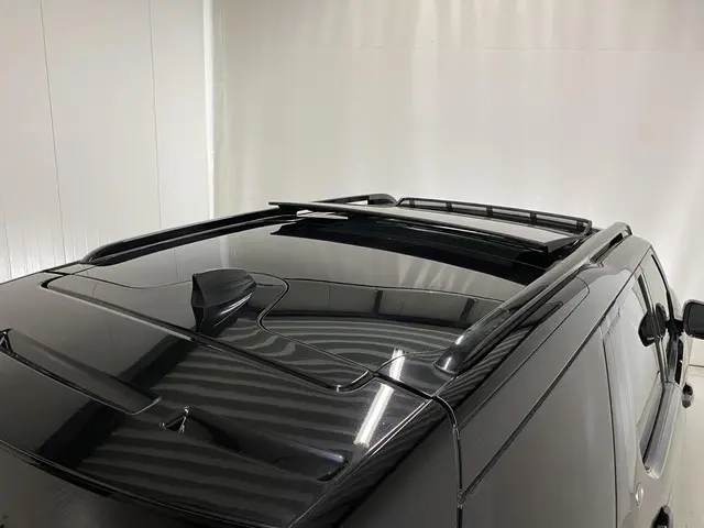 Land Rover Discovery 3.0 Td6 HSE VAN 2018 Diesel 44