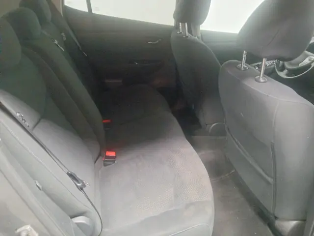 Nissan Leaf Acenta 30 kWh - Schade 2016 Elektrisch 11