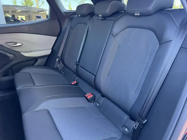 Ford Explorer Extended Range RWD 77 kWh 2025 Elektrisch 19