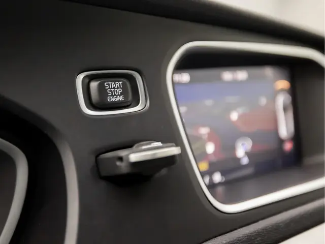 Volvo V40 2.0 T2 Inscription 2017 Benzine 22