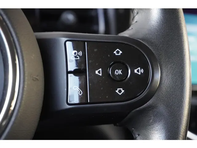 MINI 3-Deurs One 2021 Benzine 20