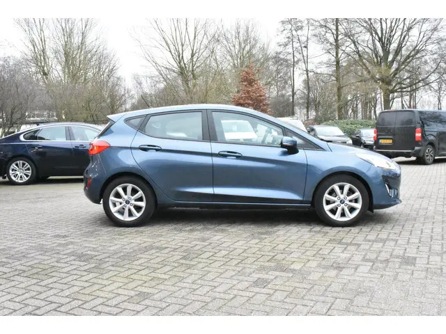 Ford Fiesta 1.1 Trend 2019 Benzine 3
