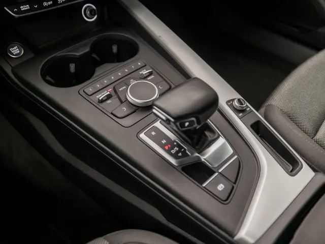 Audi A4 Avant 2.0 TFSI Sport 2017 Benzine 11