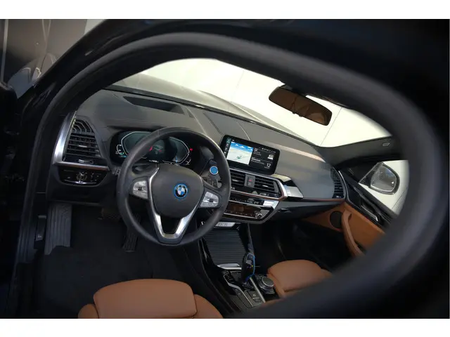 BMW iX3 High Executive 80 kWh 2021 Elektrisch 7
