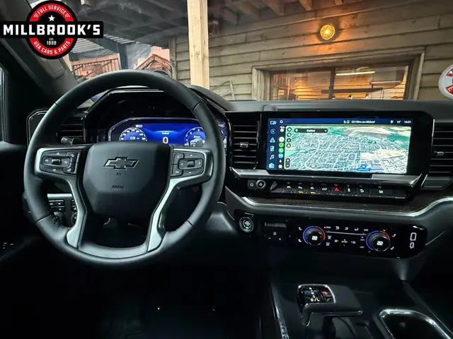 GMC Sierra Chevrolet Z71 Trailboss, 2024 Benzine 20