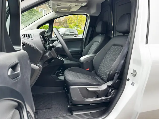 Mercedes-Benz eCitan L1 Pro 51 kWh 2024 Elektrisch 7