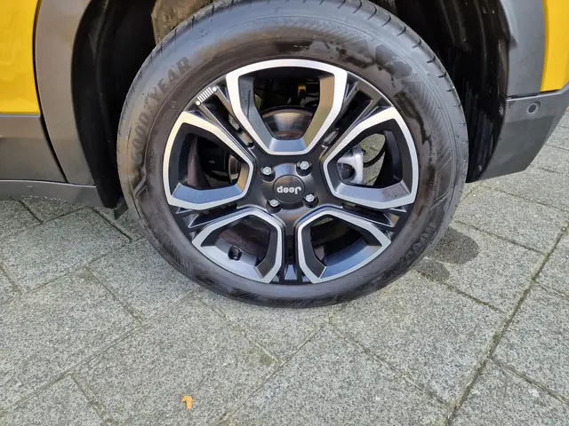 Jeep Avenger Longitude 54 kWh 2023 Elektrisch 28