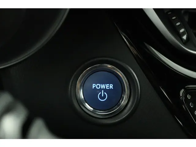 Toyota C-HR 1.8 Hybrid Style 2019 Hybride Benzine 46