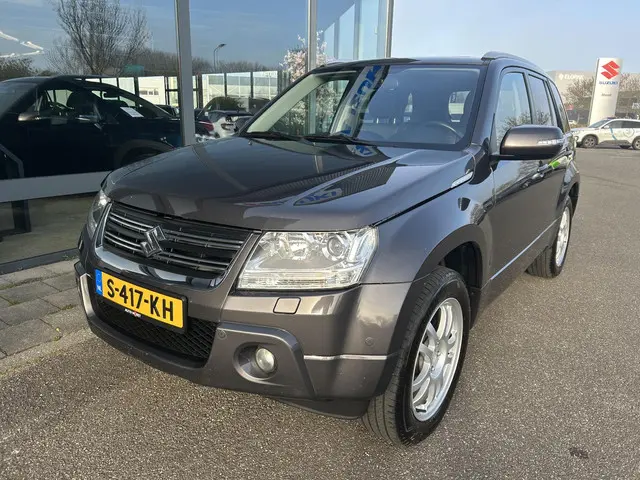 Suzuki Grand Vitara 2.4 Exclusive 2013 Benzine 4