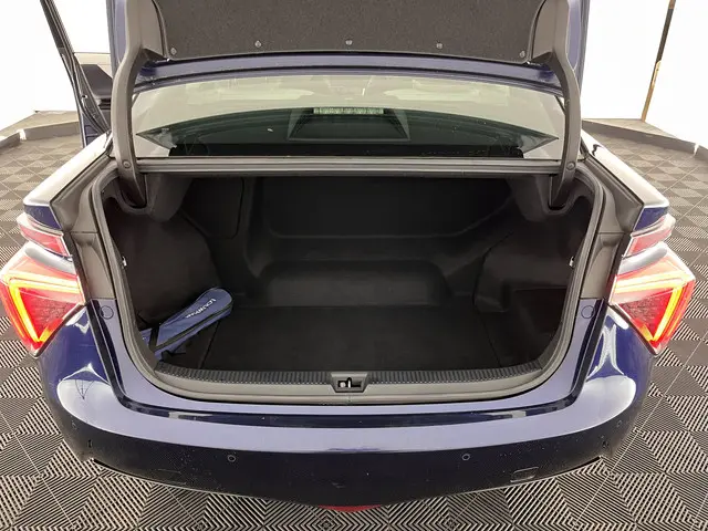 Toyota Mirai FCV Executive [ HYDROGEN ] 2020 Elektrisch 10
