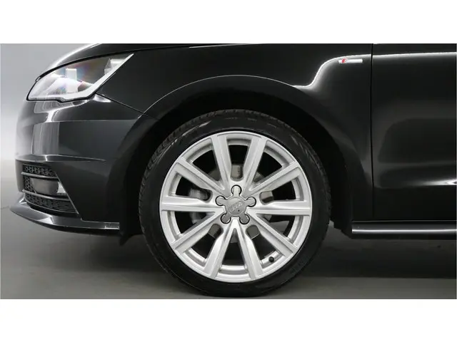 Audi A1 Sportback 1.0 TFSI 95pk Advance 2018 Benzine 11
