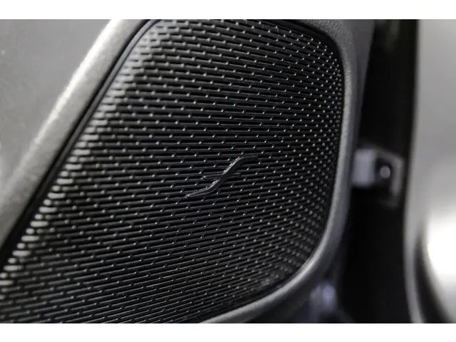 Mercedes-Benz GLA 250 e AMG Line 2021 Hybride Benzine 29