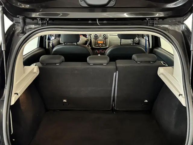 Dacia Sandero 0.9 TCe 10th Anniversary 2016 Benzine 14