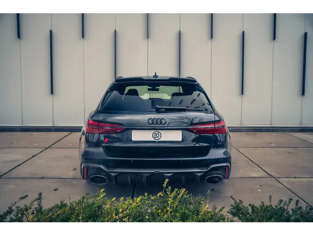 Audi RS6 A6 Avant TFSI quattro 2020 Benzine 6