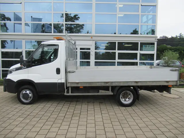 Iveco Daily 35C17 3.0 345 NIDO Winterdienst 2016 Diesel 3
